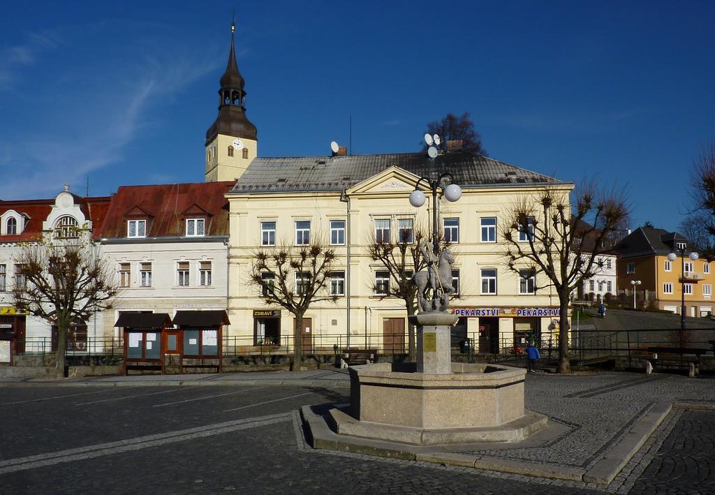 Penzion Sklarska Hospoda Chřibská Buitenkant foto