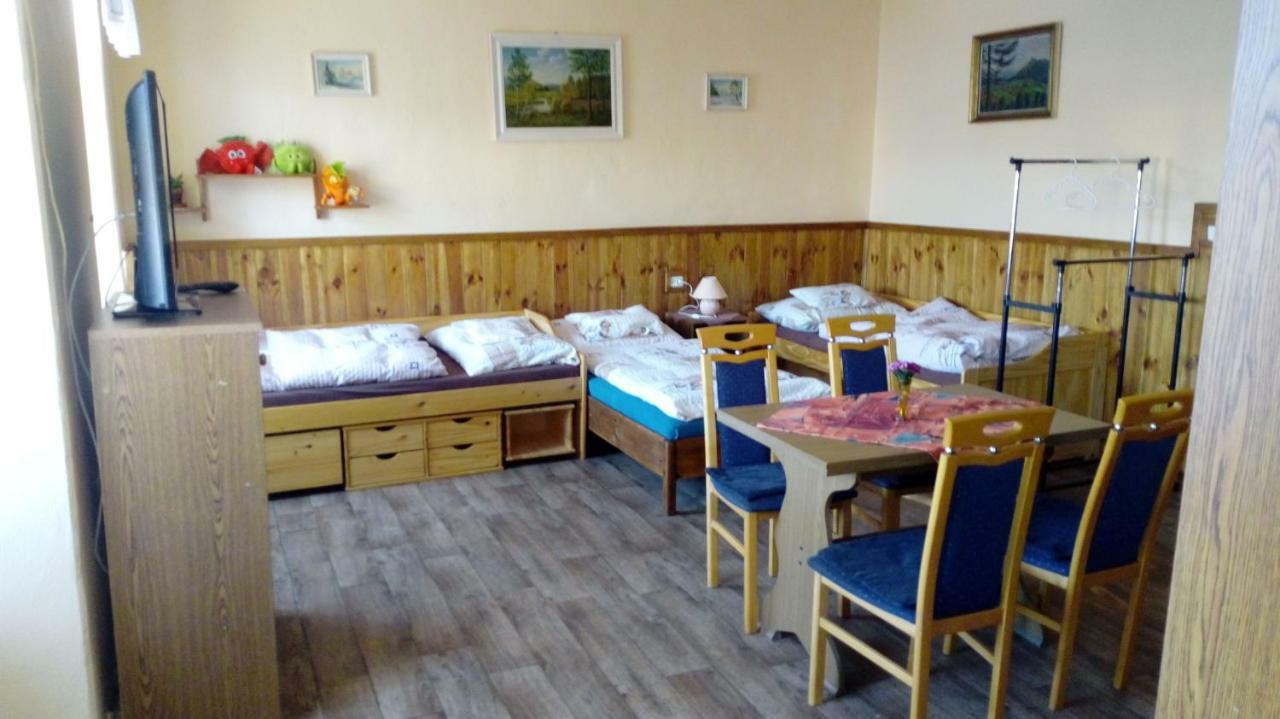 Penzion Sklarska Hospoda Chřibská Buitenkant foto